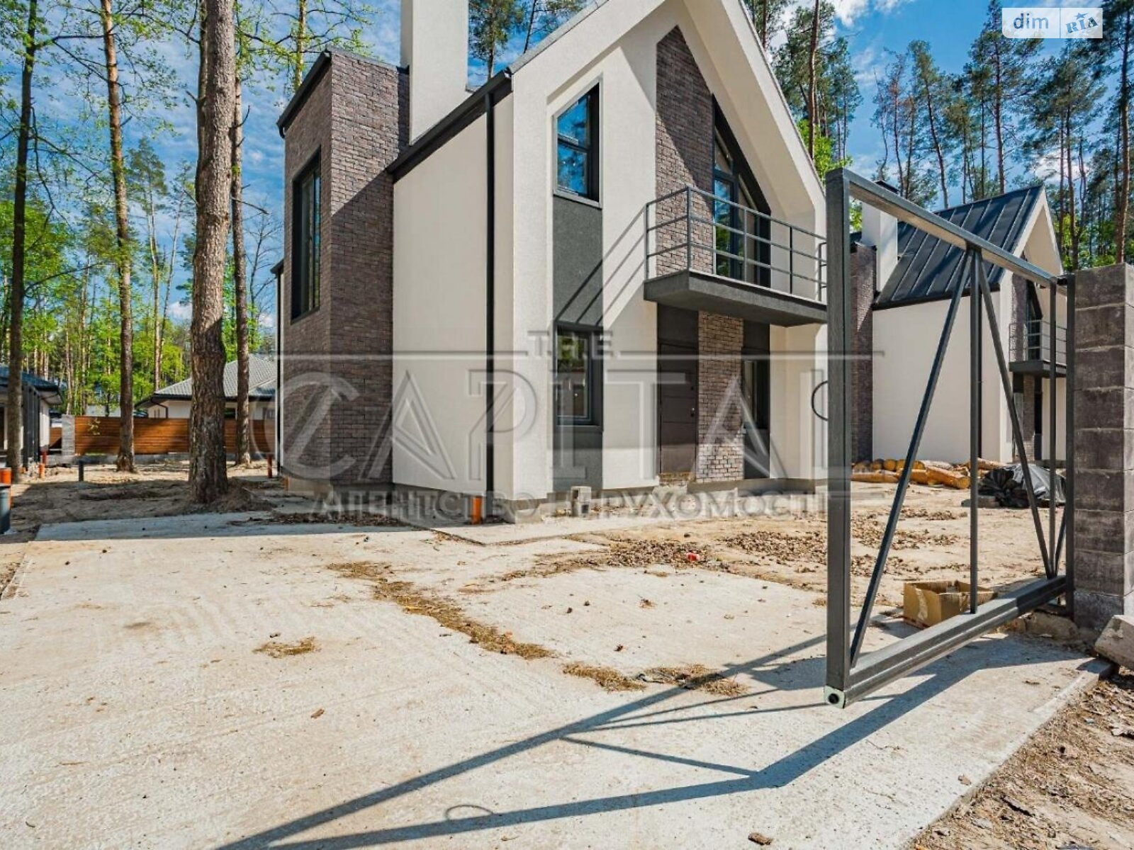 двухэтажный дом, 110 кв. м, кирпич. Продажа в Путровке фото 1 двухэтажный дом, 110 кв. м, кирпич. Продажа в Путровке фото 1