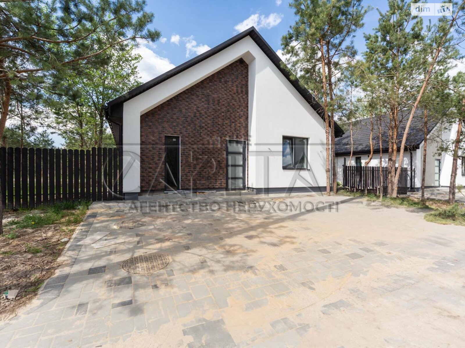 одноэтажный дом, 105 кв. м, кирпич. Продажа в Путровке фото 1 одноэтажный дом, 105 кв. м, кирпич. Продажа в Путровке фото 1