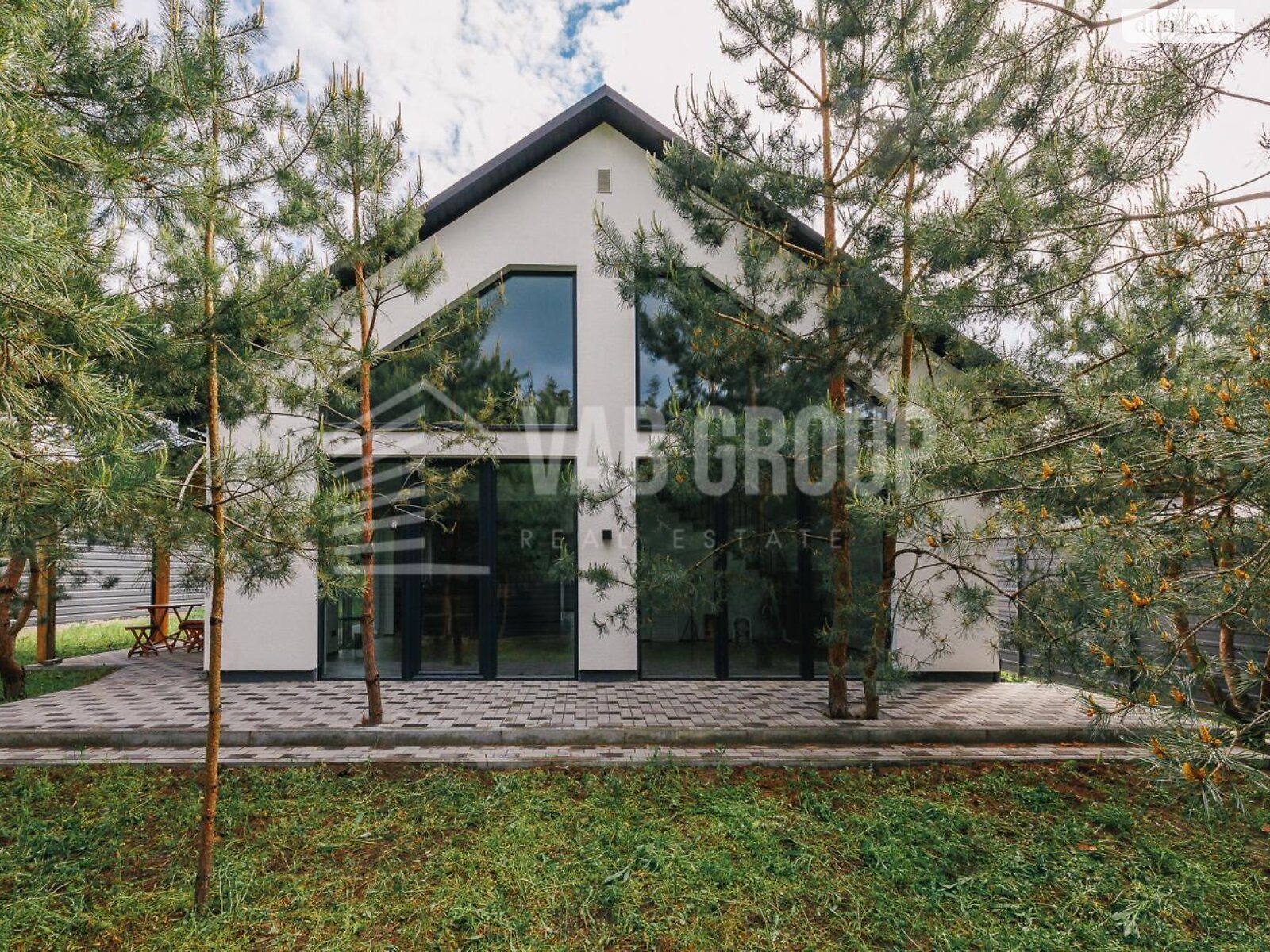 двоповерховий будинок з опаленням, 154.8 кв. м, цегла. Продаж у Путрівці фото 1 двоповерховий будинок з опаленням, 154.8 кв. м, цегла. Продаж у Путрівці фото 1