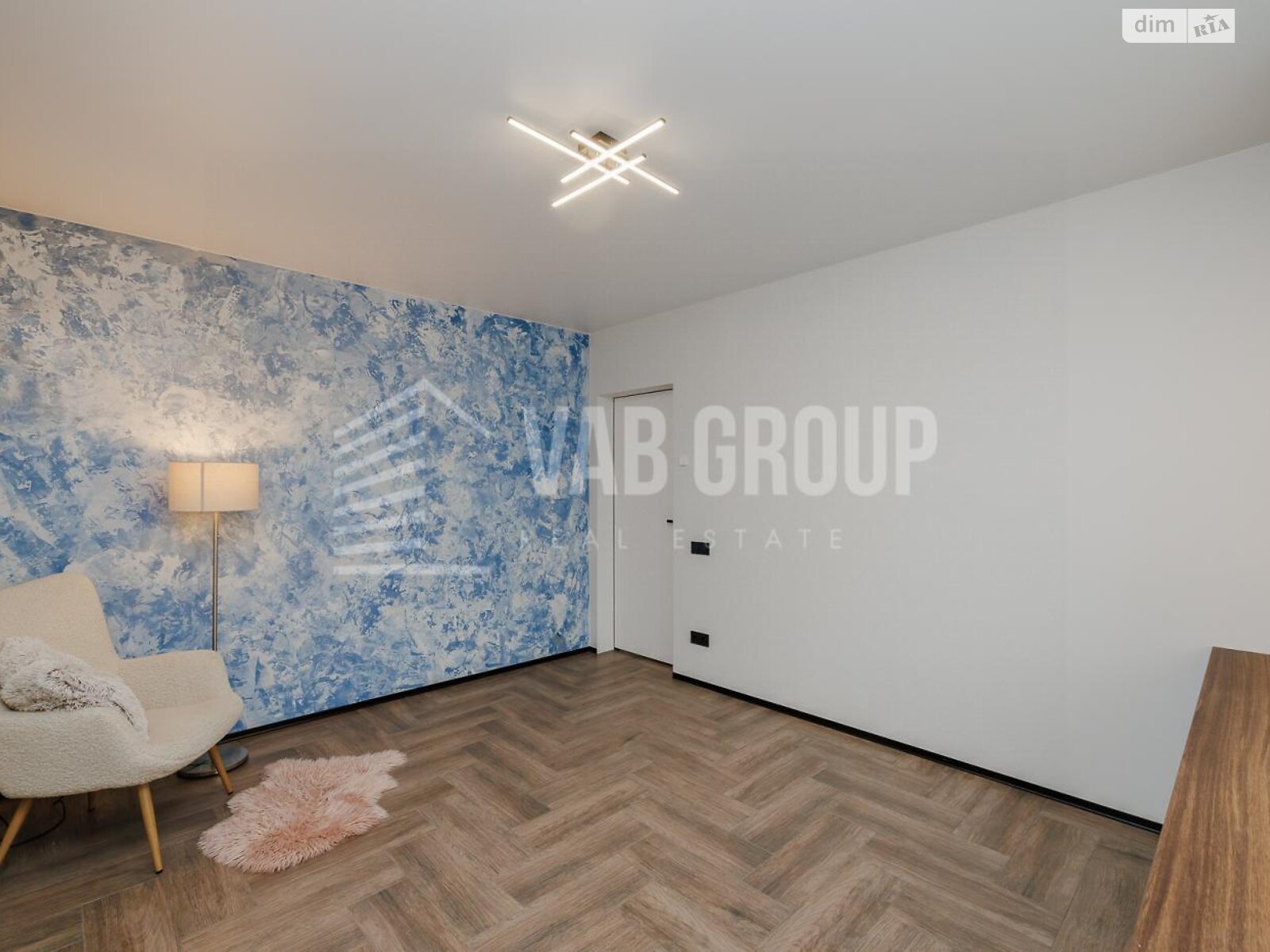 двоповерховий будинок з опаленням, 154.8 кв. м, цегла. Продаж у Путрівці фото 1 двоповерховий будинок з опаленням, 154.8 кв. м, цегла. Продаж у Путрівці фото 1
