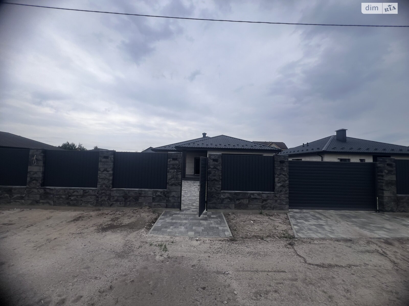 одноповерховий будинок, 175 кв. м, цегла. Продаж у Путрівці фото 1 одноповерховий будинок, 175 кв. м, цегла. Продаж у Путрівці фото 1