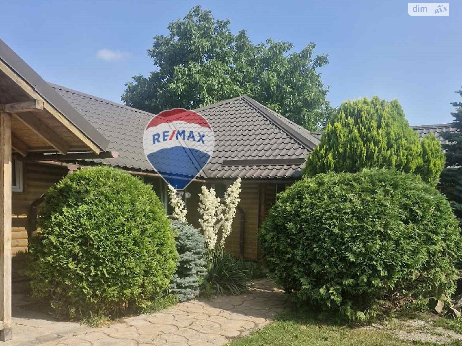 триповерховий будинок з верандою, 234.3 кв. м, дерево та цегла. Продаж у Путрівці фото 1 триповерховий будинок з верандою, 234.3 кв. м, дерево та цегла. Продаж у Путрівці фото 1