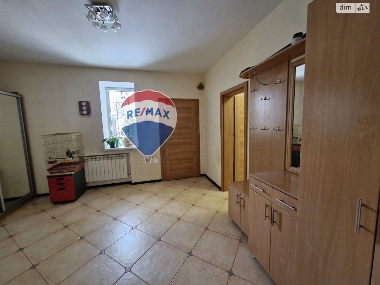 триповерховий будинок з верандою, 234.3 кв. м, дерево та цегла. Продаж у Путрівці фото 1 триповерховий будинок з верандою, 234.3 кв. м, дерево та цегла. Продаж у Путрівці фото 1