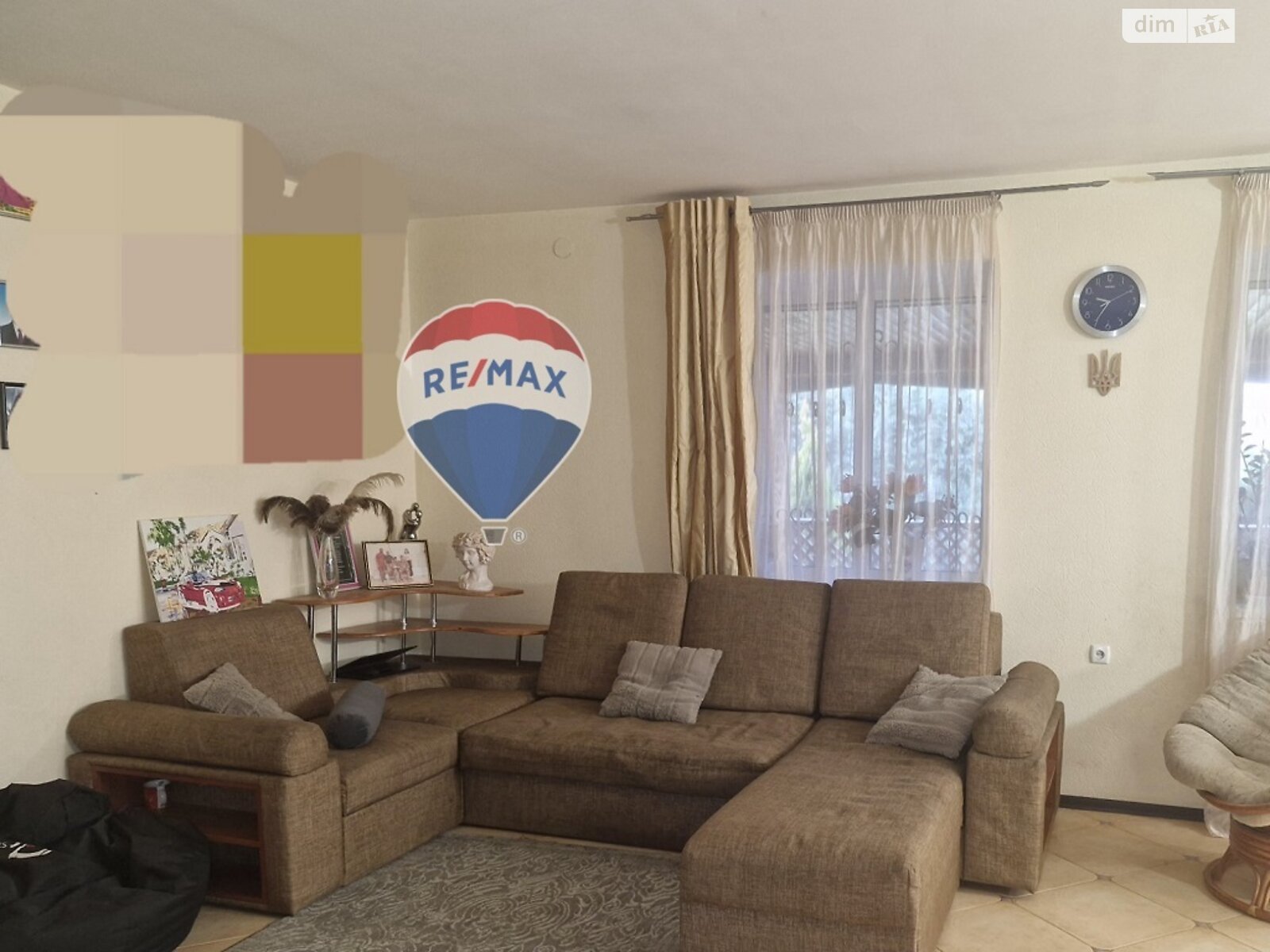 триповерховий будинок з верандою, 234.3 кв. м, дерево та цегла. Продаж у Путрівці фото 1 триповерховий будинок з верандою, 234.3 кв. м, дерево та цегла. Продаж у Путрівці фото 1