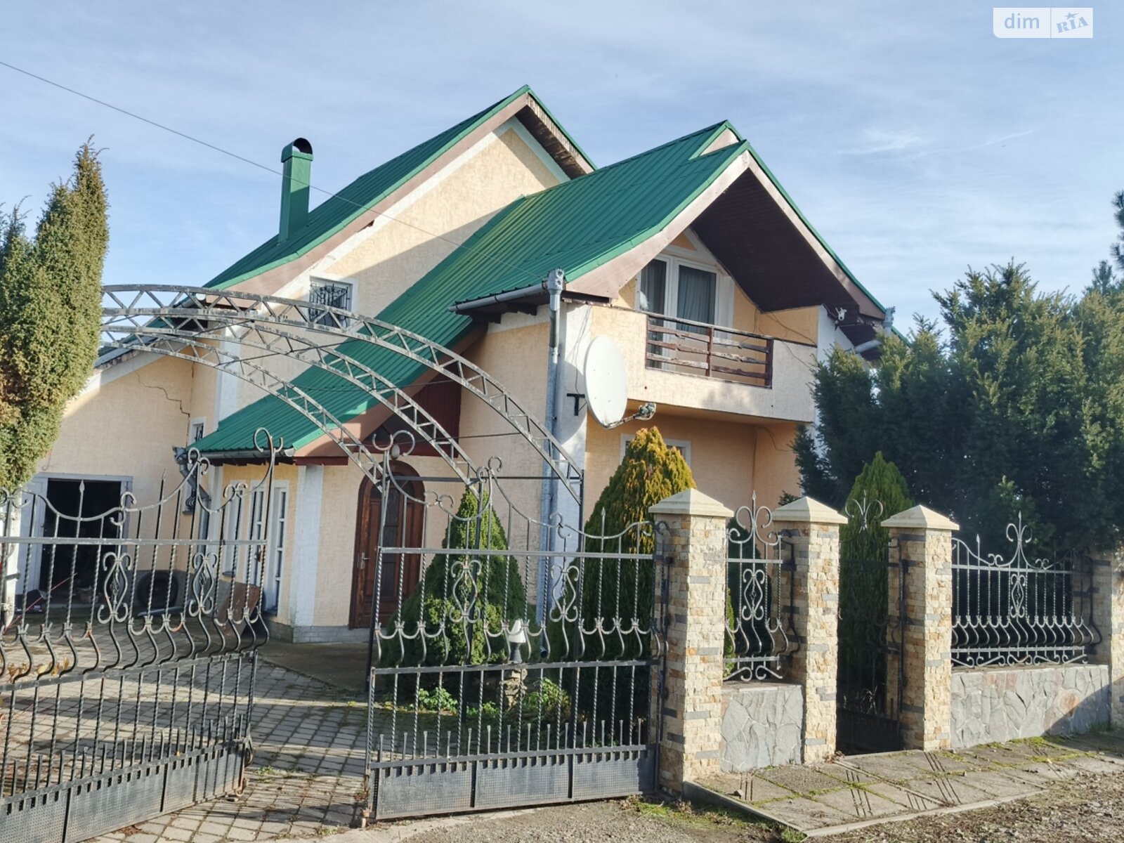 двухэтажный дом с верандой, 214.9 кв. м, кирпич. Продажа в Пядиках фото 1