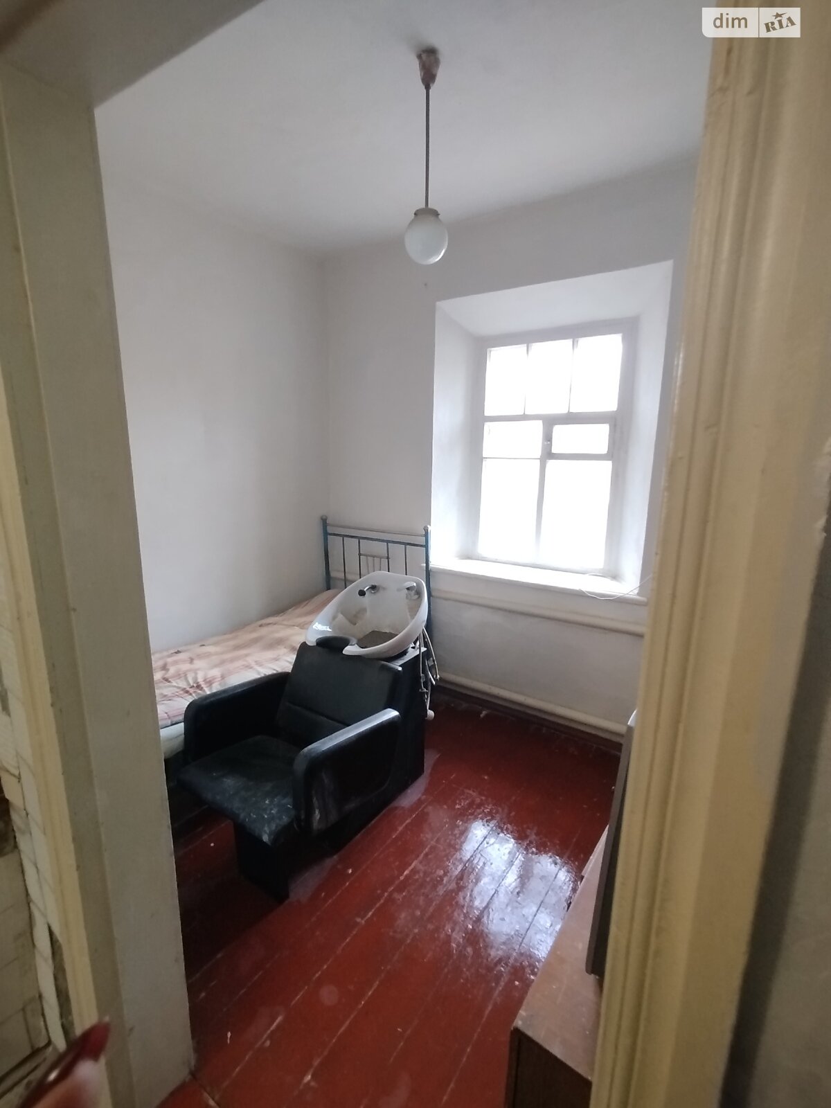 одноэтажный дом с гаражом, 49.9 кв. м, кирпич. Продажа в Пятихатках район Пятихатки фото 1