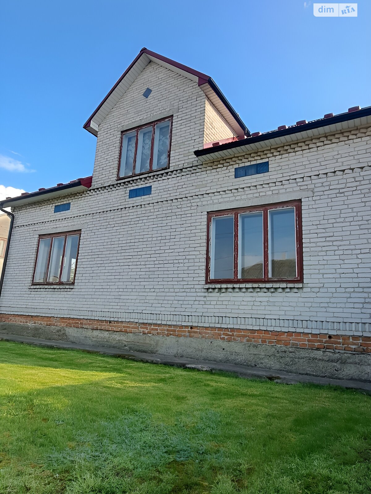 одноэтажный дом с гаражом, 114.7 кв. м, кирпич. Продажа в Радехове район Радехов фото 1 одноэтажный дом с гаражом, 114.7 кв. м, кирпич. Продажа в Радехове район Радехов фото 1