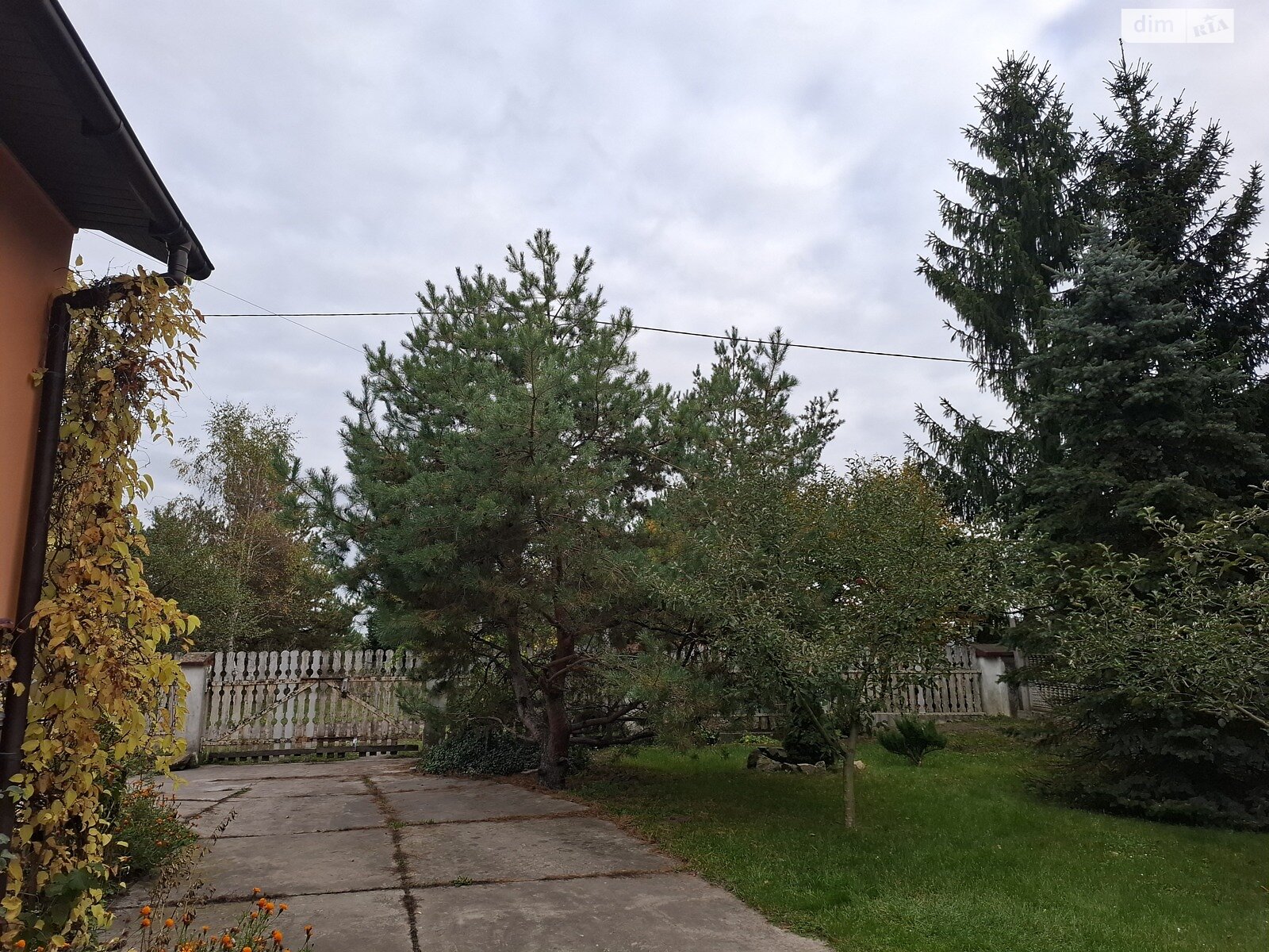 двухэтажный дом беседка, 244.4 кв. м, кирпич. Продажа в Радванцах фото 1