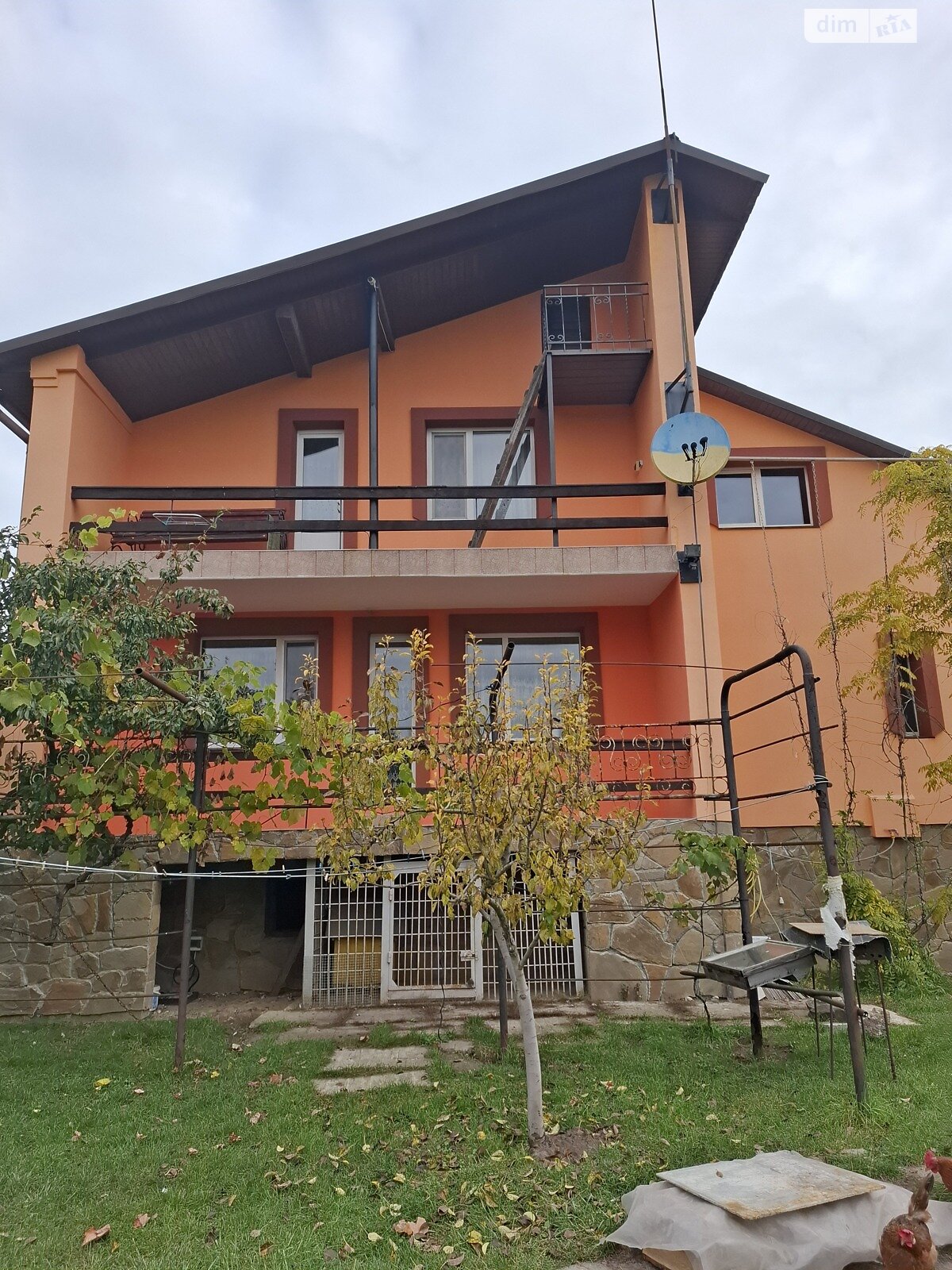 двухэтажный дом беседка, 244.4 кв. м, кирпич. Продажа в Радванцах фото 1