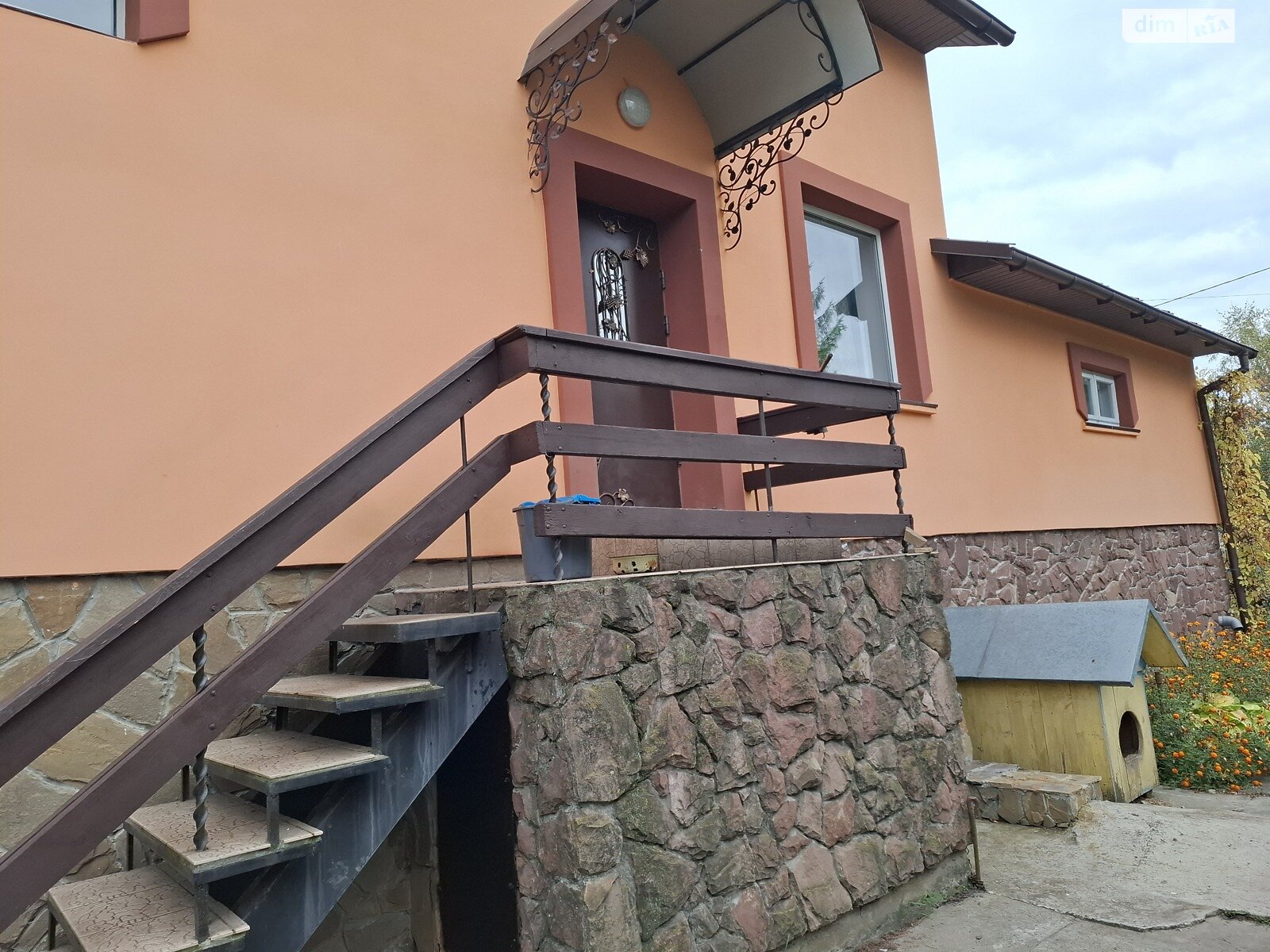 двухэтажный дом беседка, 244.4 кв. м, кирпич. Продажа в Радванцах фото 1