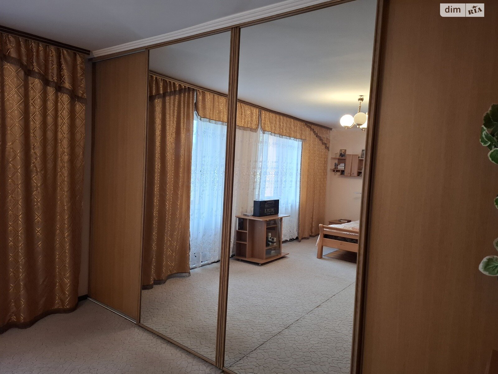 двухэтажный дом беседка, 244.4 кв. м, кирпич. Продажа в Радванцах фото 1