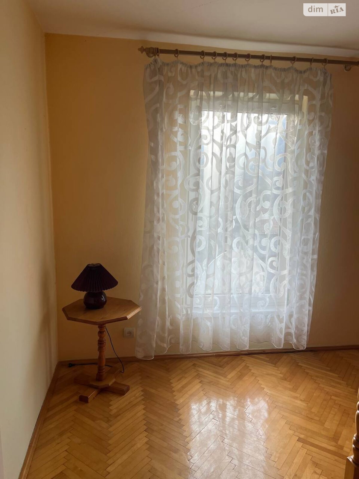 трехэтажный дом с гаражом, 281.85 кв. м, кирпич. Продажа в Рахове район Рахов фото 1