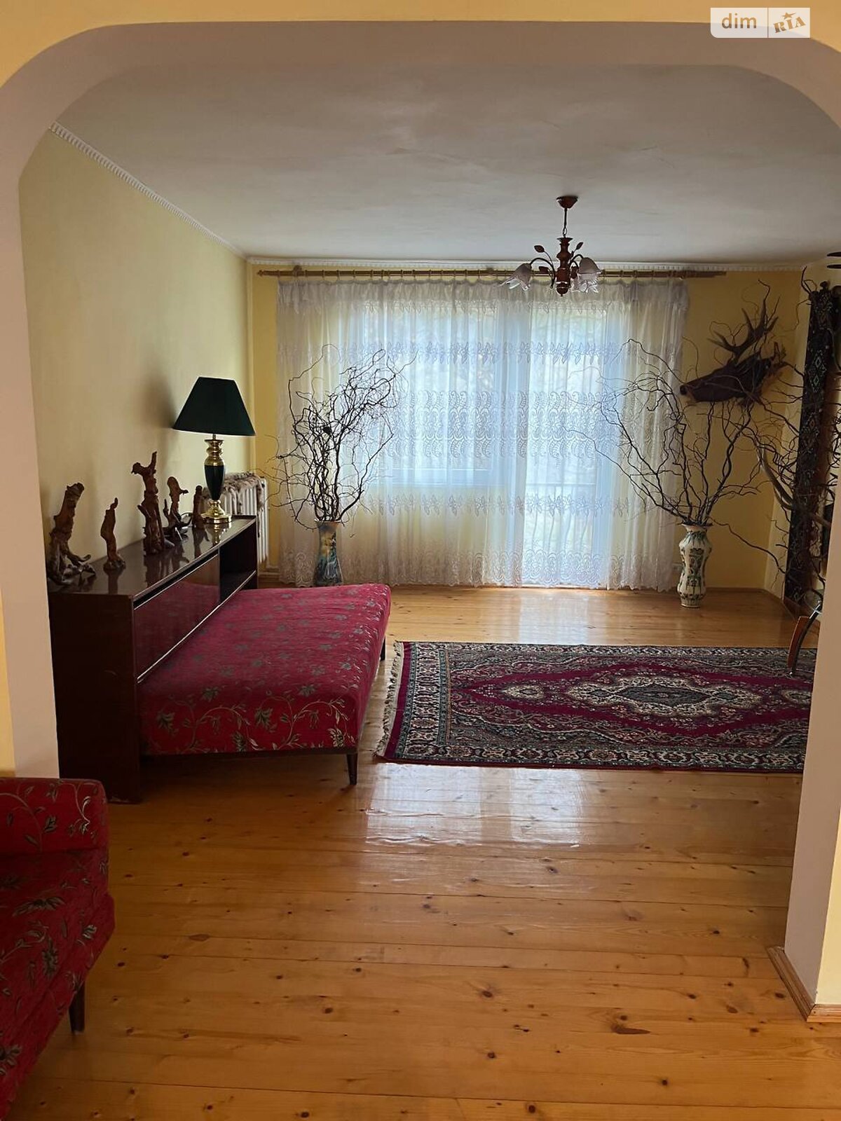 трехэтажный дом с гаражом, 281.85 кв. м, кирпич. Продажа в Рахове район Рахов фото 1