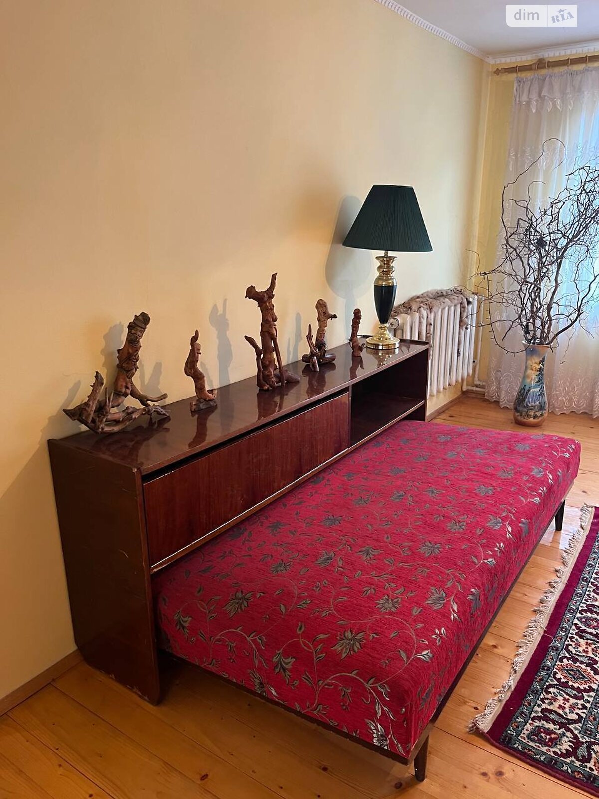 трехэтажный дом с гаражом, 281.85 кв. м, кирпич. Продажа в Рахове район Рахов фото 1