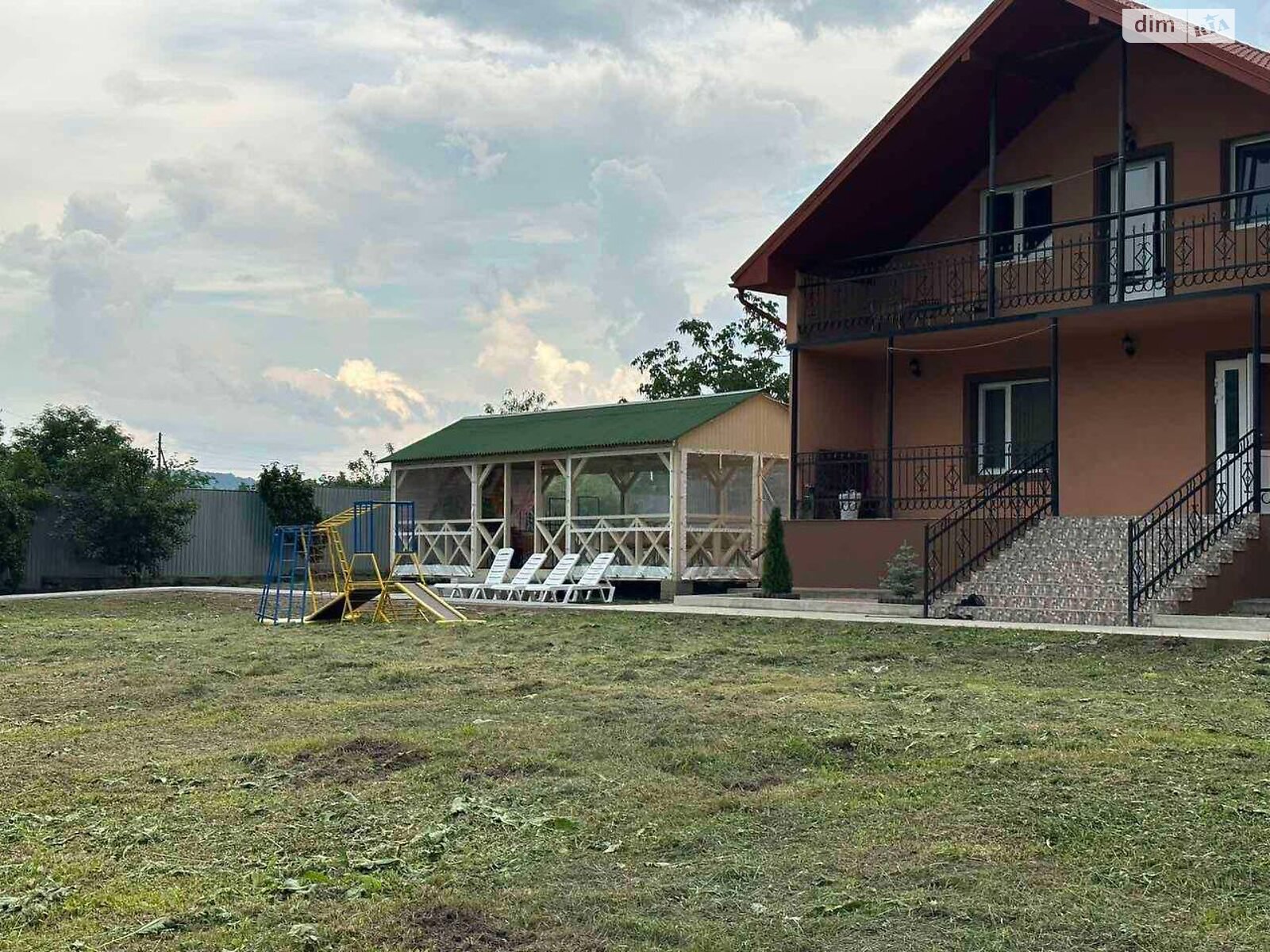 двоповерховий будинок з меблями, 150 кв. м, цегла. Продаж у Раковці фото 1 двоповерховий будинок з меблями, 150 кв. м, цегла. Продаж у Раковці фото 1
