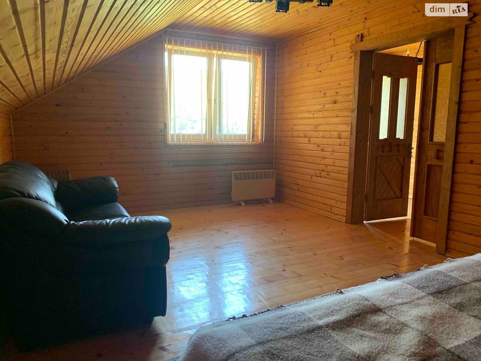 двоповерховий будинок з меблями, 150 кв. м, цегла. Продаж у Раковці фото 1 двоповерховий будинок з меблями, 150 кв. м, цегла. Продаж у Раковці фото 1