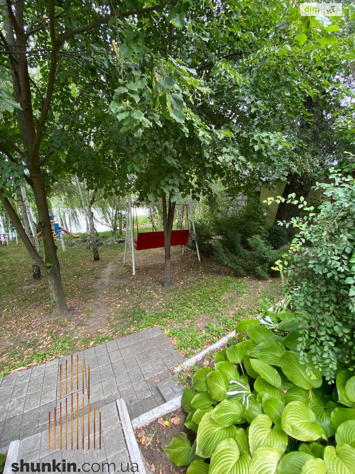 триповерховий будинок з гаражем, 156.3 кв. м, цегла. Продаж у Ракшівці фото 1 триповерховий будинок з гаражем, 156.3 кв. м, цегла. Продаж у Ракшівці фото 1