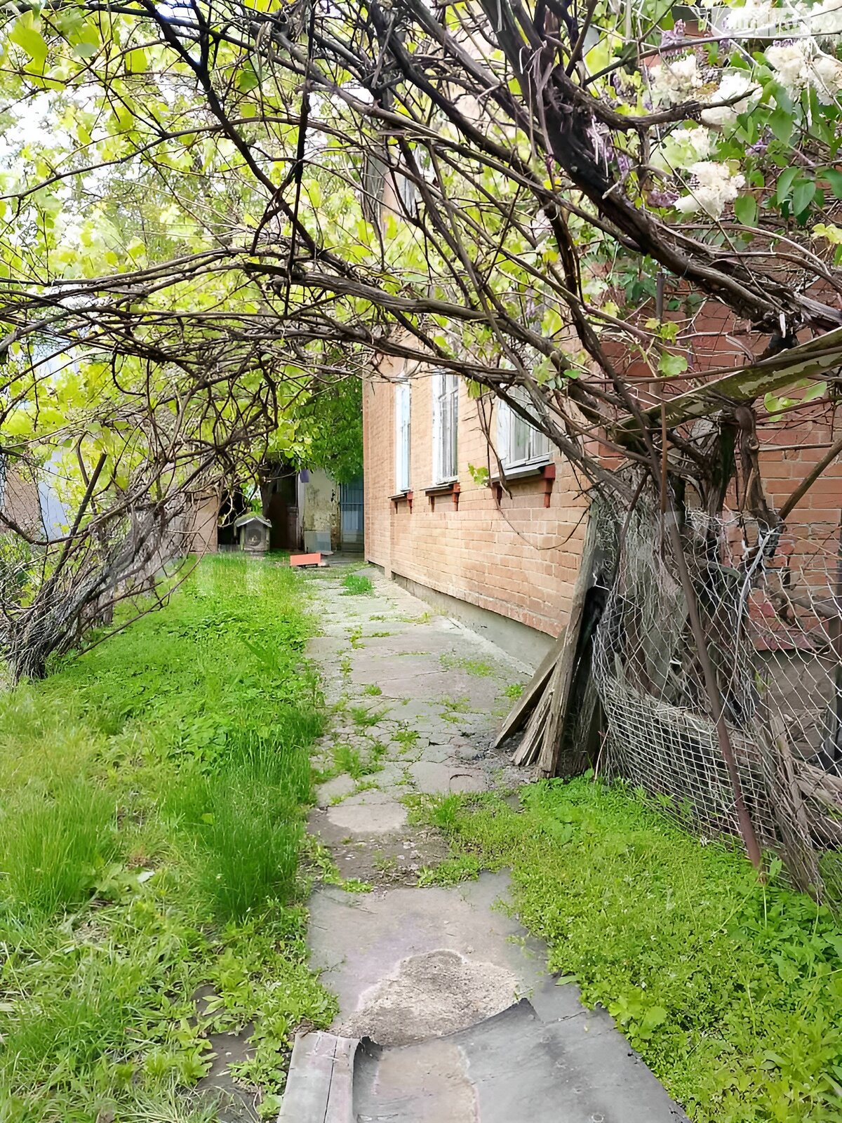 одноэтажный дом с гаражом, 80 кв. м, кирпич. Продажа в Рассошенцах фото 1 одноэтажный дом с гаражом, 80 кв. м, кирпич. Продажа в Рассошенцах фото 1