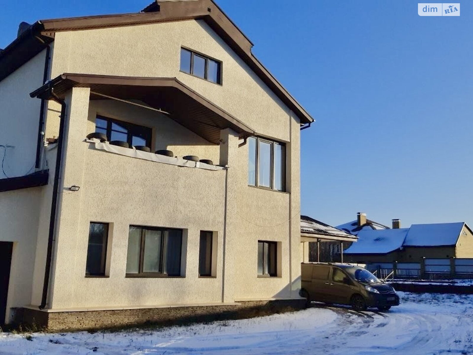 трехэтажный дом с верандой, 399 кв. м, кирпич силикатный. Продажа в Рае-Оленовке фото 1 трехэтажный дом с верандой, 399 кв. м, кирпич силикатный. Продажа в Рае-Оленовке фото 1