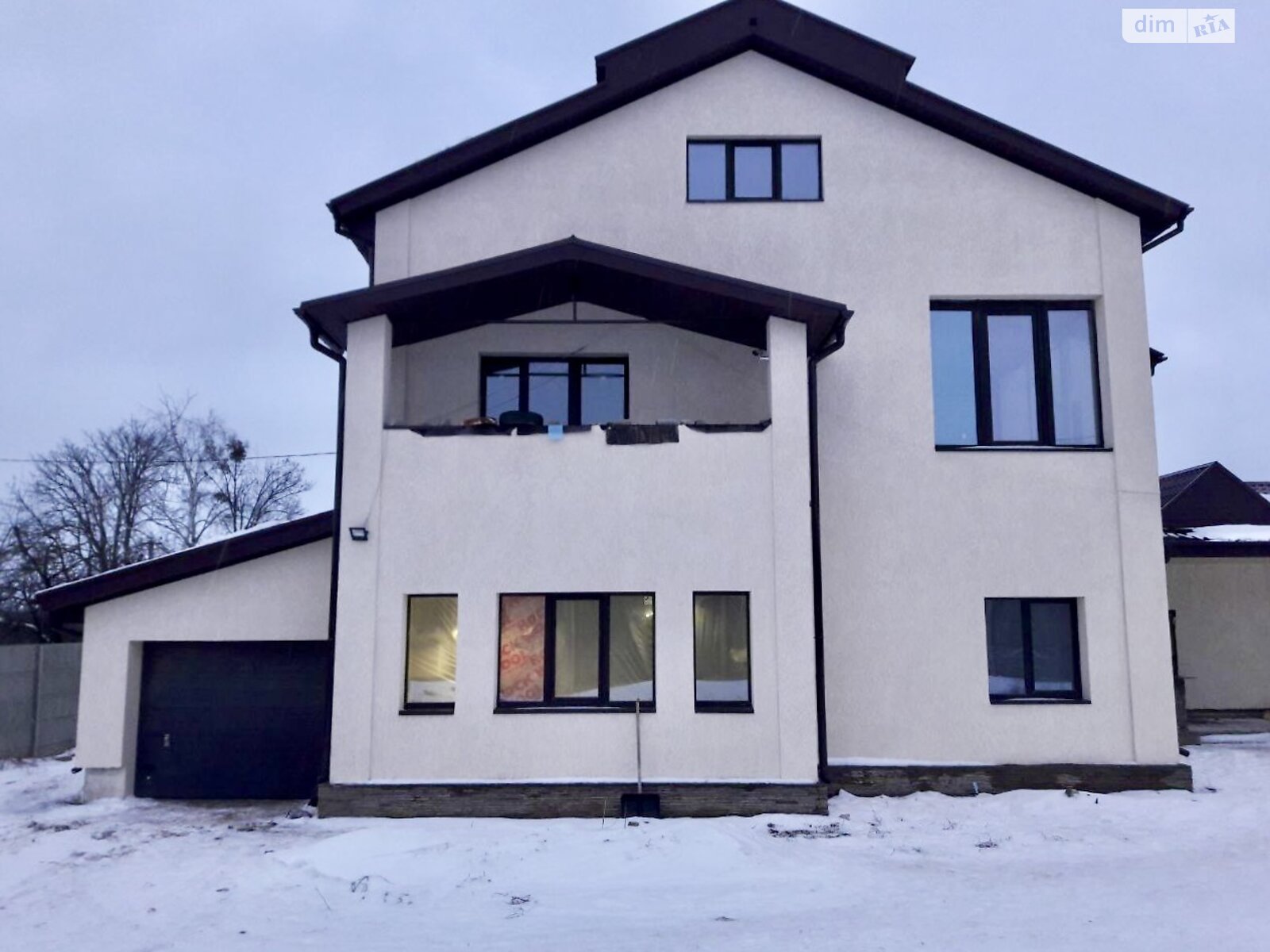 трехэтажный дом с верандой, 399 кв. м, кирпич силикатный. Продажа в Рае-Оленовке фото 1 трехэтажный дом с верандой, 399 кв. м, кирпич силикатный. Продажа в Рае-Оленовке фото 1