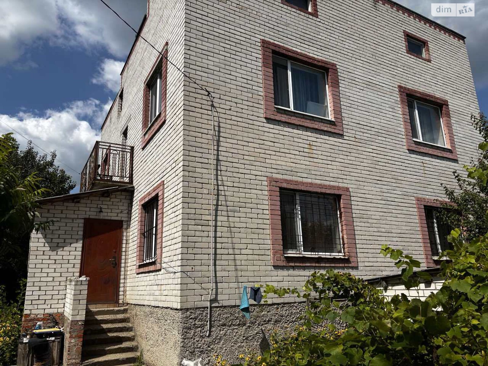 двухэтажный дом с гаражом, 266.9 кв. м, кирпич. Продажа в Редьковке фото 1 двухэтажный дом с гаражом, 266.9 кв. м, кирпич. Продажа в Редьковке фото 1