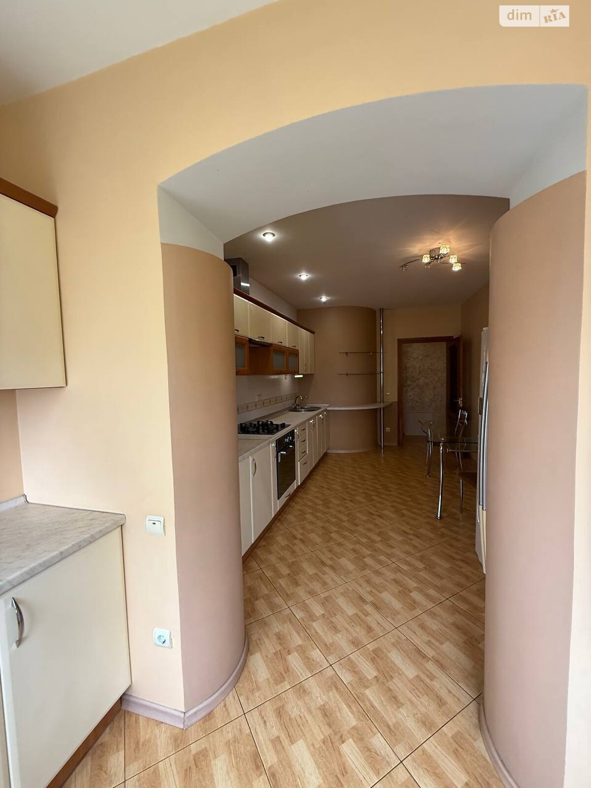 двухэтажный дом с гаражом, 201.9 кв. м, кирпич. Продажа в Редвинцах фото 1 двухэтажный дом с гаражом, 201.9 кв. м, кирпич. Продажа в Редвинцах фото 1