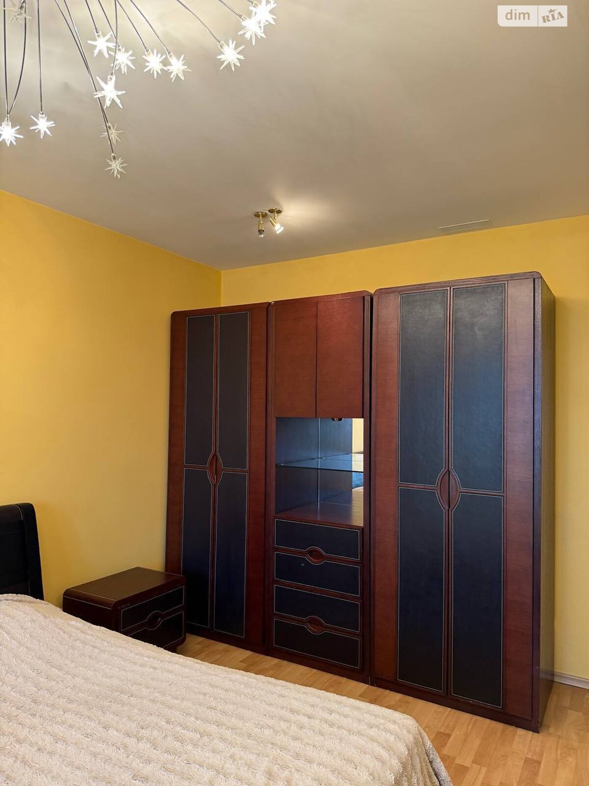 двухэтажный дом с гаражом, 201.9 кв. м, кирпич. Продажа в Редвинцах фото 1 двухэтажный дом с гаражом, 201.9 кв. м, кирпич. Продажа в Редвинцах фото 1