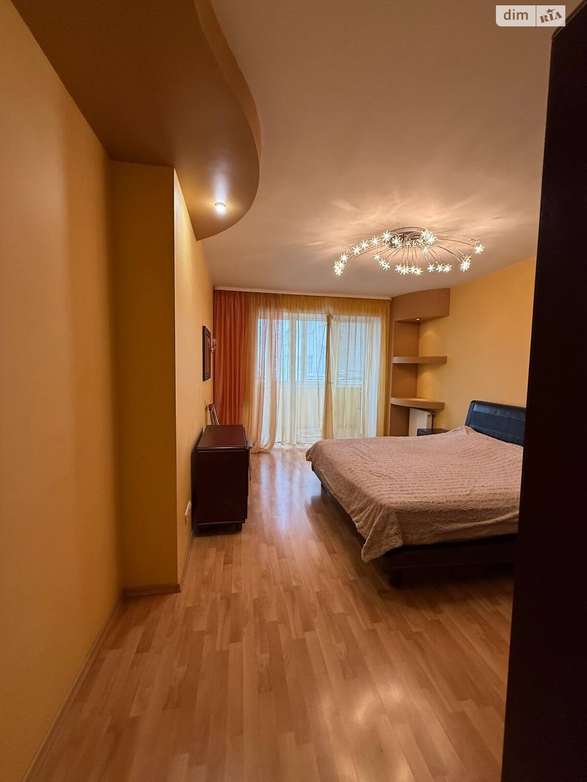 двухэтажный дом с гаражом, 201.9 кв. м, кирпич. Продажа в Редвинцах фото 1 двухэтажный дом с гаражом, 201.9 кв. м, кирпич. Продажа в Редвинцах фото 1