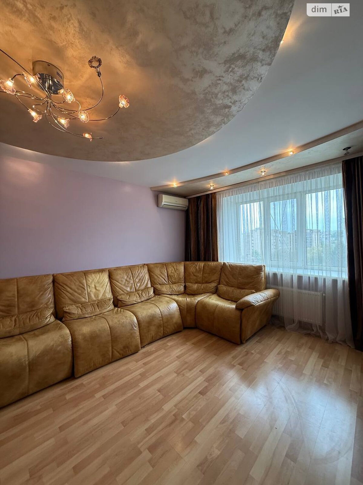 двухэтажный дом с гаражом, 201.9 кв. м, кирпич. Продажа в Редвинцах фото 1 двухэтажный дом с гаражом, 201.9 кв. м, кирпич. Продажа в Редвинцах фото 1