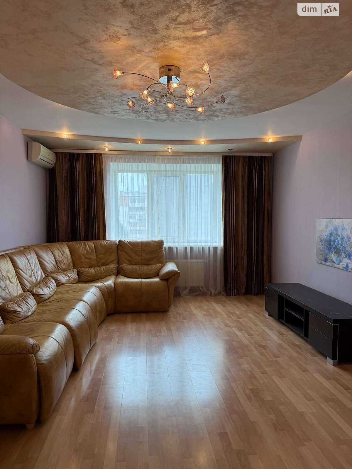 двухэтажный дом с гаражом, 201.9 кв. м, кирпич. Продажа в Редвинцах фото 1 двухэтажный дом с гаражом, 201.9 кв. м, кирпич. Продажа в Редвинцах фото 1