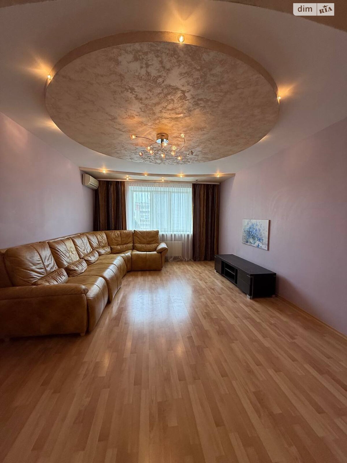 двухэтажный дом с гаражом, 201.9 кв. м, кирпич. Продажа в Редвинцах фото 1 двухэтажный дом с гаражом, 201.9 кв. м, кирпич. Продажа в Редвинцах фото 1