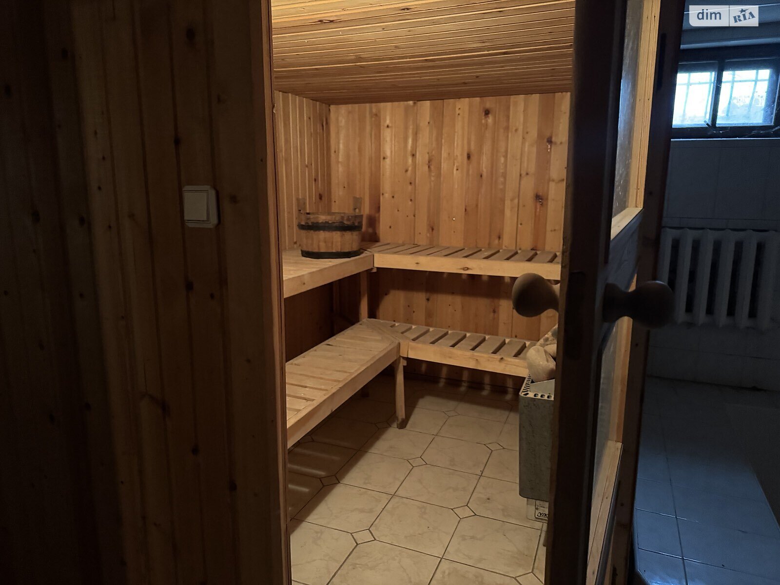 триповерховий будинок з опаленням, 432 кв. м, цегла. Продаж у Ременеві фото 1 триповерховий будинок з опаленням, 432 кв. м, цегла. Продаж у Ременеві фото 1