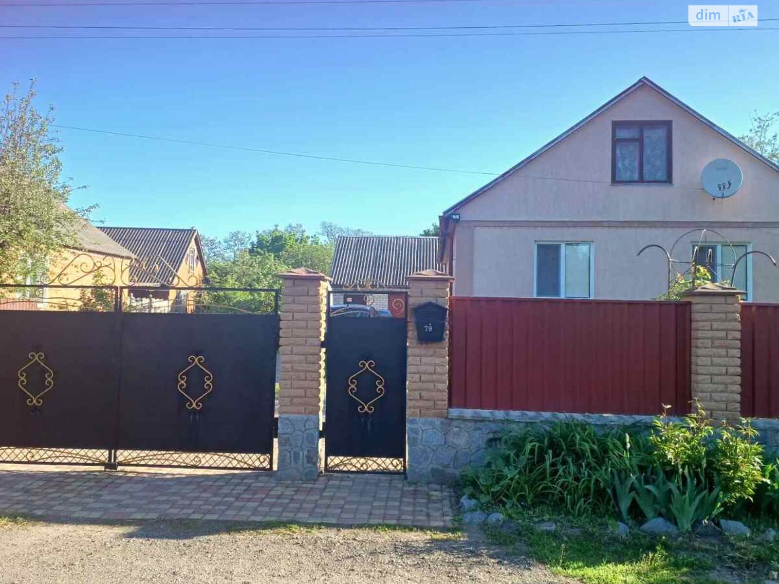одноэтажный дом с гаражом, 100 кв. м, кирпич. Продажа в Решетиловке район Решетиловка фото 1 одноэтажный дом с гаражом, 100 кв. м, кирпич. Продажа в Решетиловке район Решетиловка фото 1