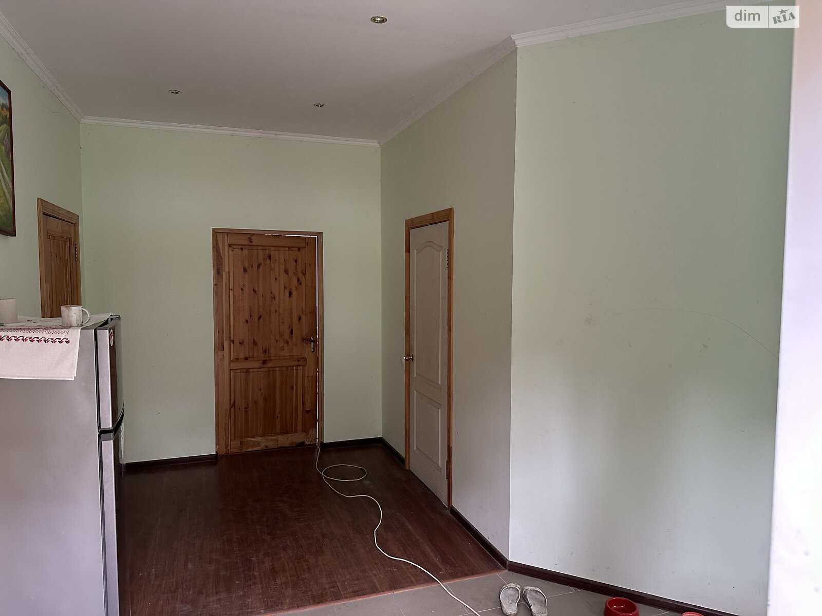 триповерховий будинок з опаленням, 300 кв. м, цегла. Продаж у Ревне фото 1 триповерховий будинок з опаленням, 300 кв. м, цегла. Продаж у Ревне фото 1