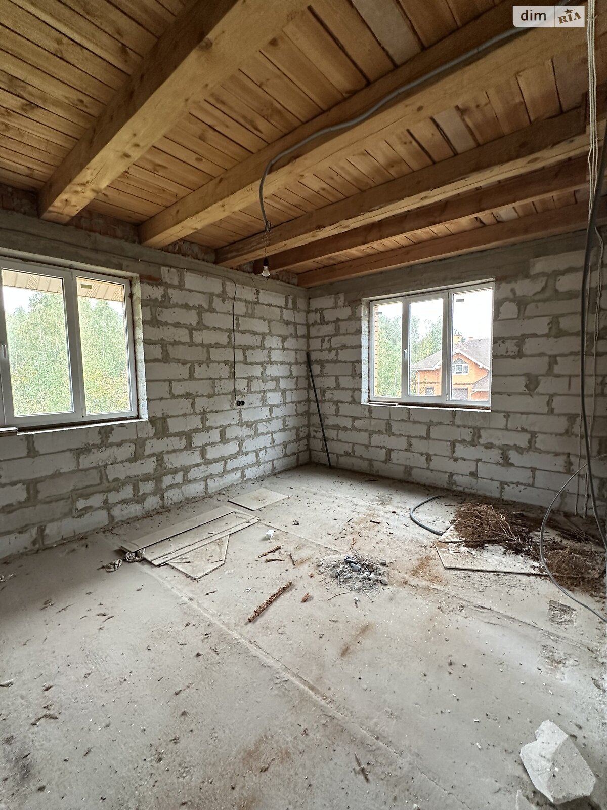 триповерховий будинок з опаленням, 300 кв. м, цегла. Продаж у Ревне фото 1 триповерховий будинок з опаленням, 300 кв. м, цегла. Продаж у Ревне фото 1