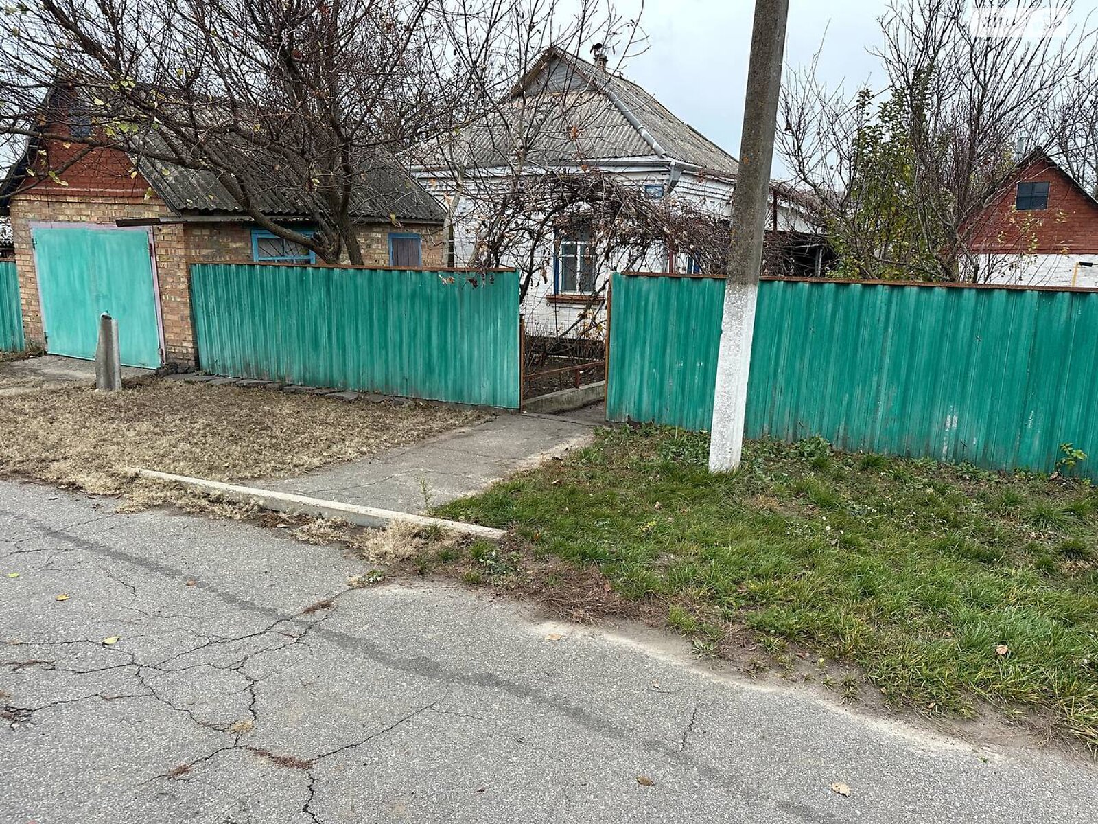 одноэтажный дом с гаражом, 73.1 кв. м, кирпич. Продажа в Ржищеве фото 1