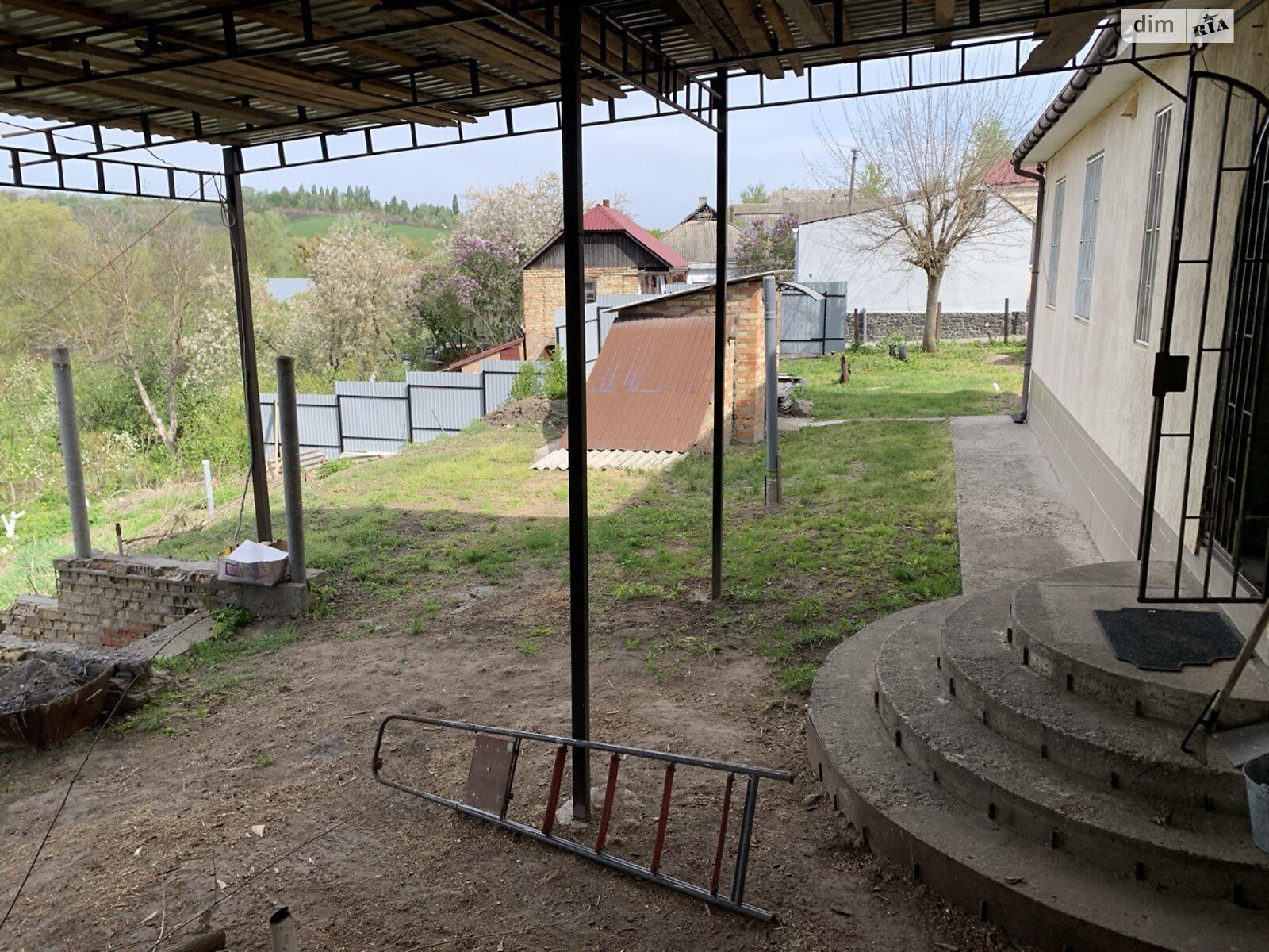 двухэтажный дом с гаражом, 50 кв. м, кирпич. Продажа в Ржищеве фото 1 двухэтажный дом с гаражом, 50 кв. м, кирпич. Продажа в Ржищеве фото 1
