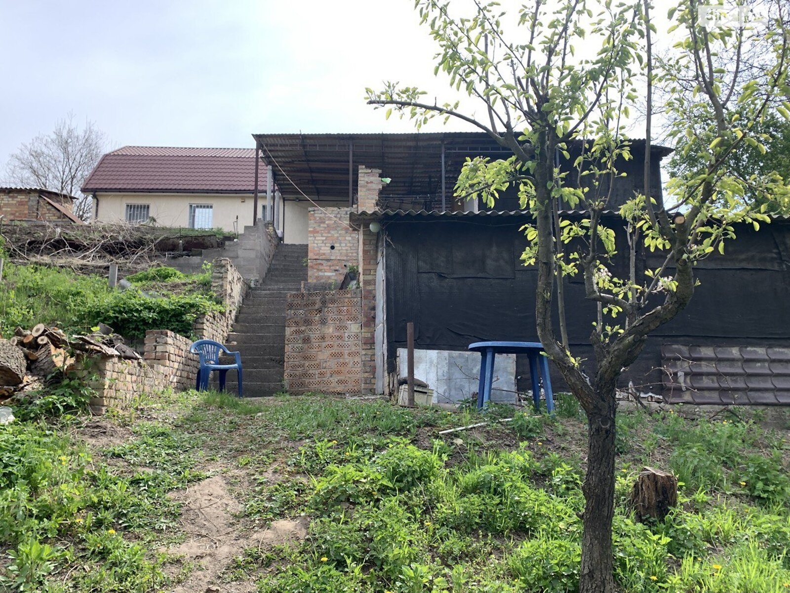 двухэтажный дом с гаражом, 50 кв. м, кирпич. Продажа в Ржищеве фото 1 двухэтажный дом с гаражом, 50 кв. м, кирпич. Продажа в Ржищеве фото 1