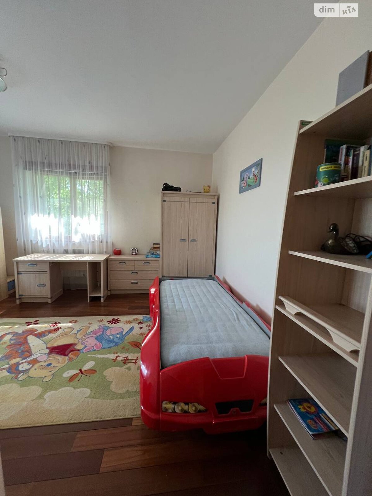 трехэтажный дом с гаражом, 289 кв. м, кирпич. Продажа в Ржищеве район Ржищев фото 1 трехэтажный дом с гаражом, 289 кв. м, кирпич. Продажа в Ржищеве район Ржищев фото 1
