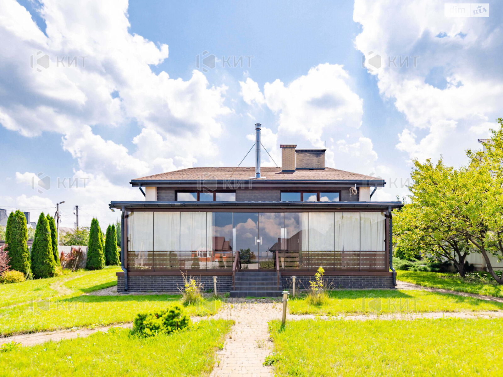 двухэтажный дом, 157 кв. м, кирпич. Продажа в Родичах фото 1