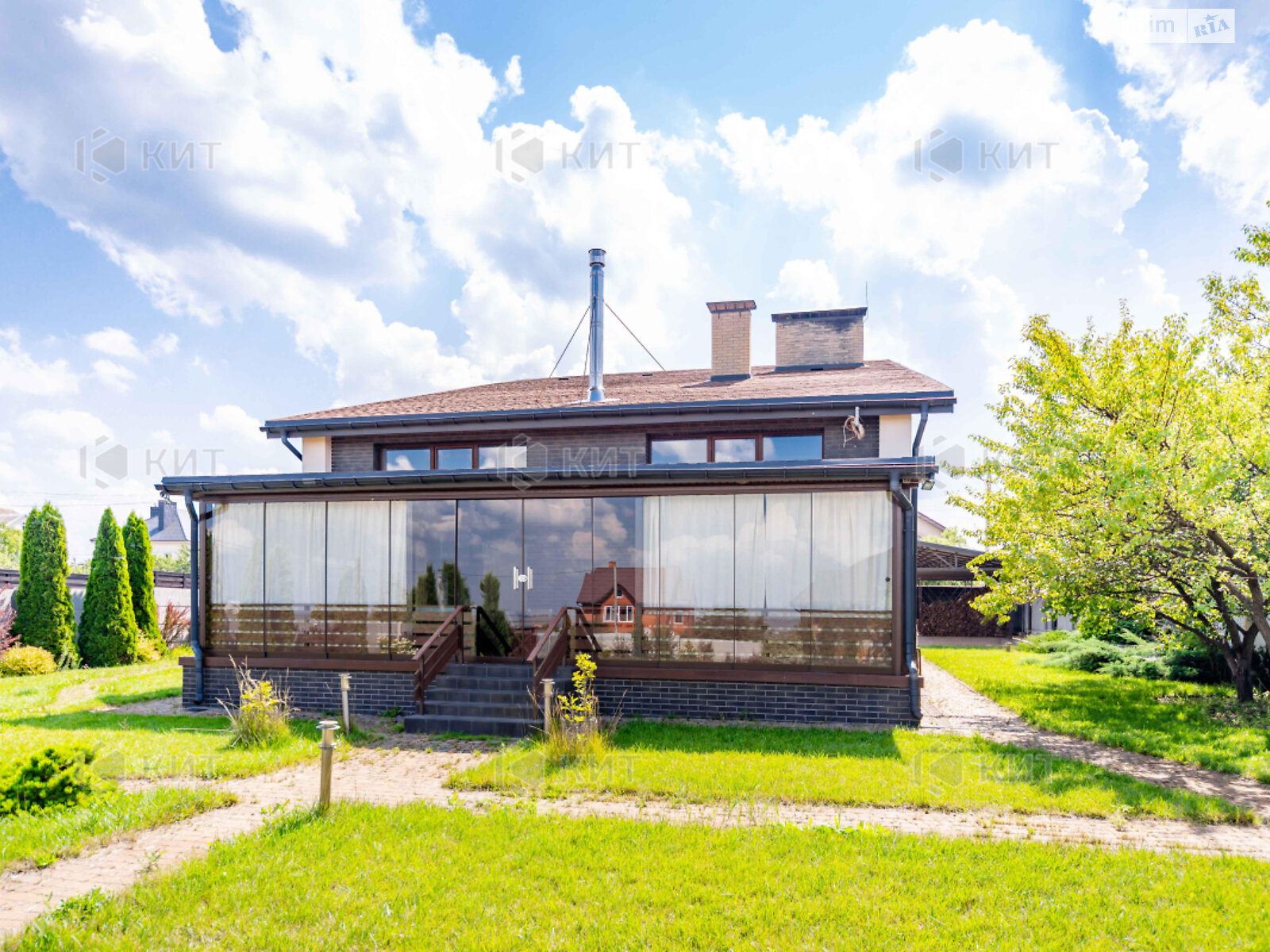 двухэтажный дом, 157 кв. м, кирпич. Продажа в Родичах фото 1