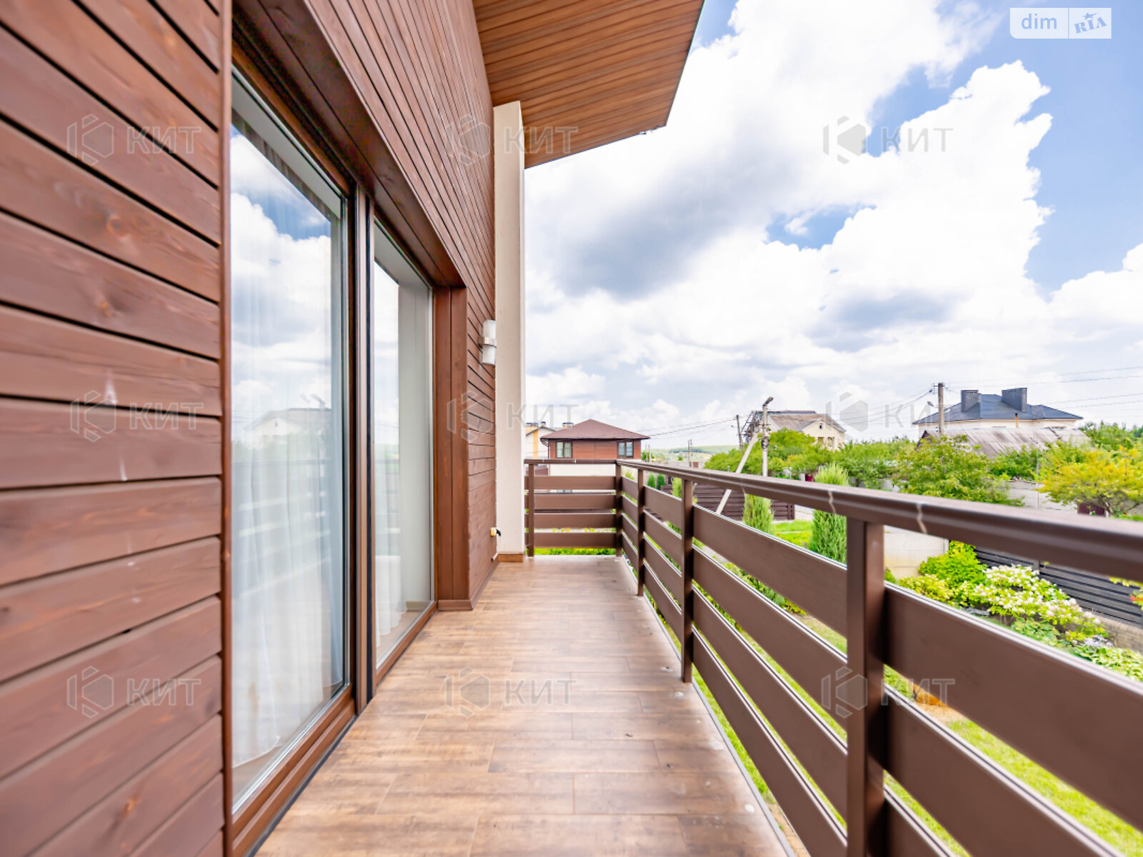 двухэтажный дом, 157 кв. м, кирпич. Продажа в Родичах фото 1