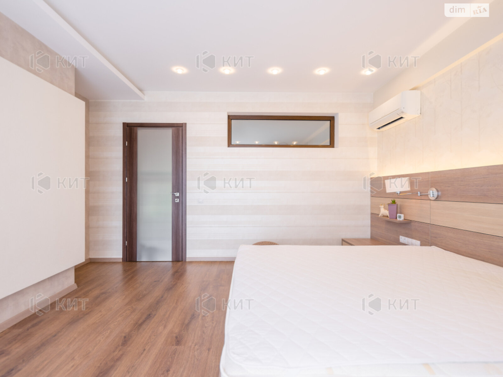 двухэтажный дом, 157 кв. м, кирпич. Продажа в Родичах фото 1