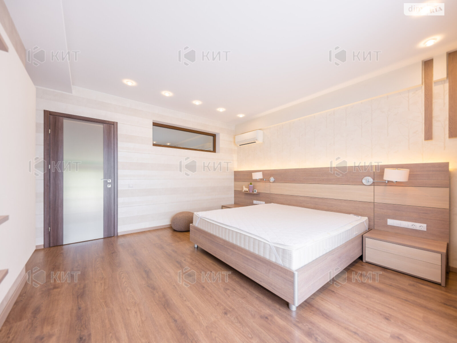 двухэтажный дом, 157 кв. м, кирпич. Продажа в Родичах фото 1