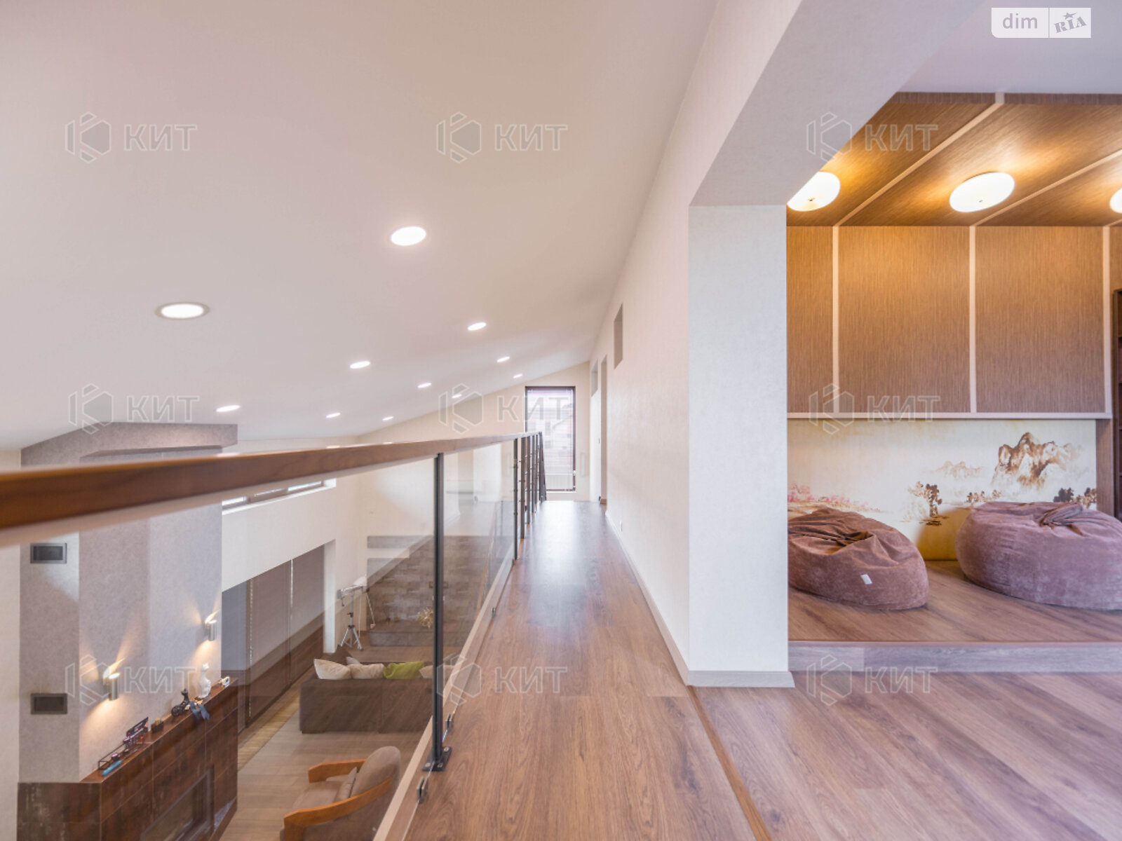 двухэтажный дом, 157 кв. м, кирпич. Продажа в Родичах фото 1