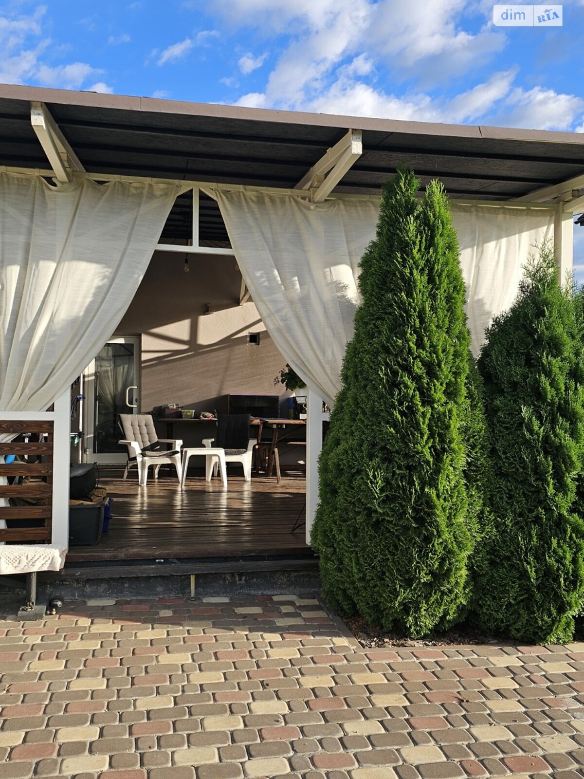 двоповерховий будинок з верандою, 181.6 кв. м, цегла. Продаж у Рогані фото 1