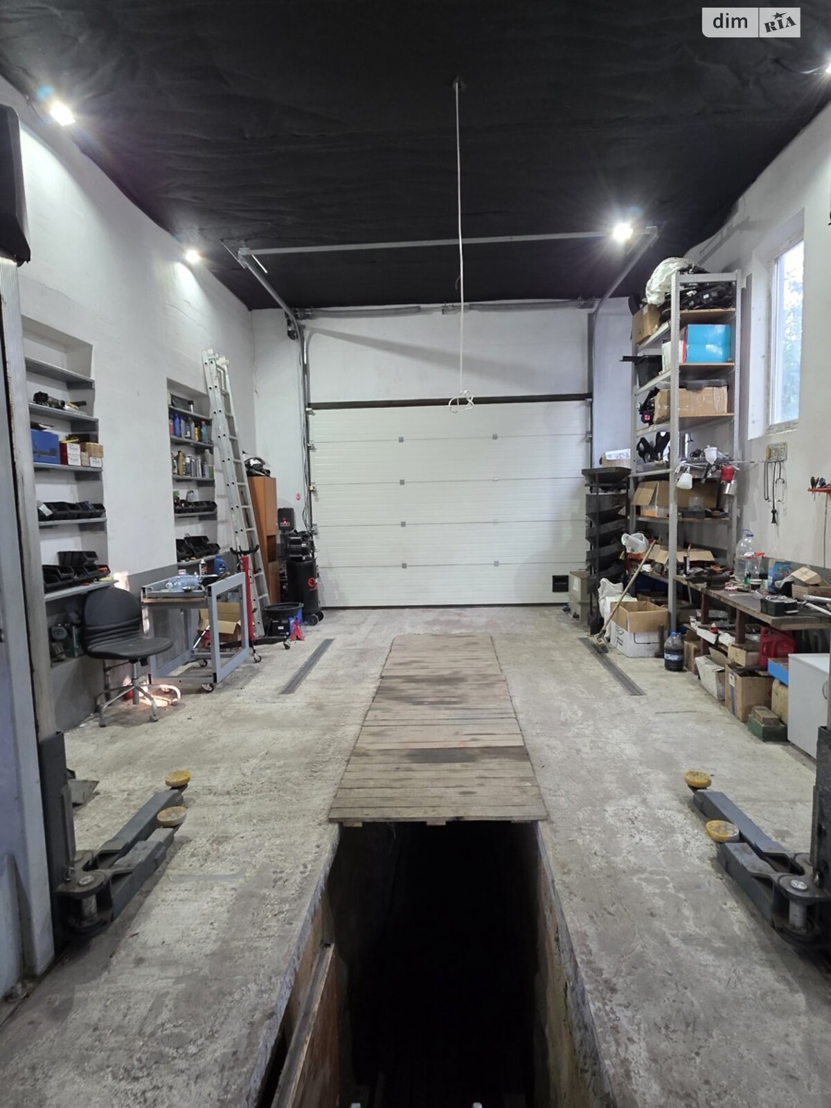 двоповерховий будинок з верандою, 181.6 кв. м, цегла. Продаж у Рогані фото 1