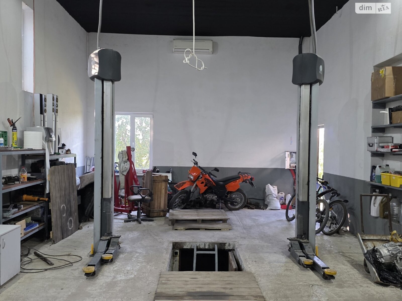 двоповерховий будинок з верандою, 181.6 кв. м, цегла. Продаж у Рогані фото 1