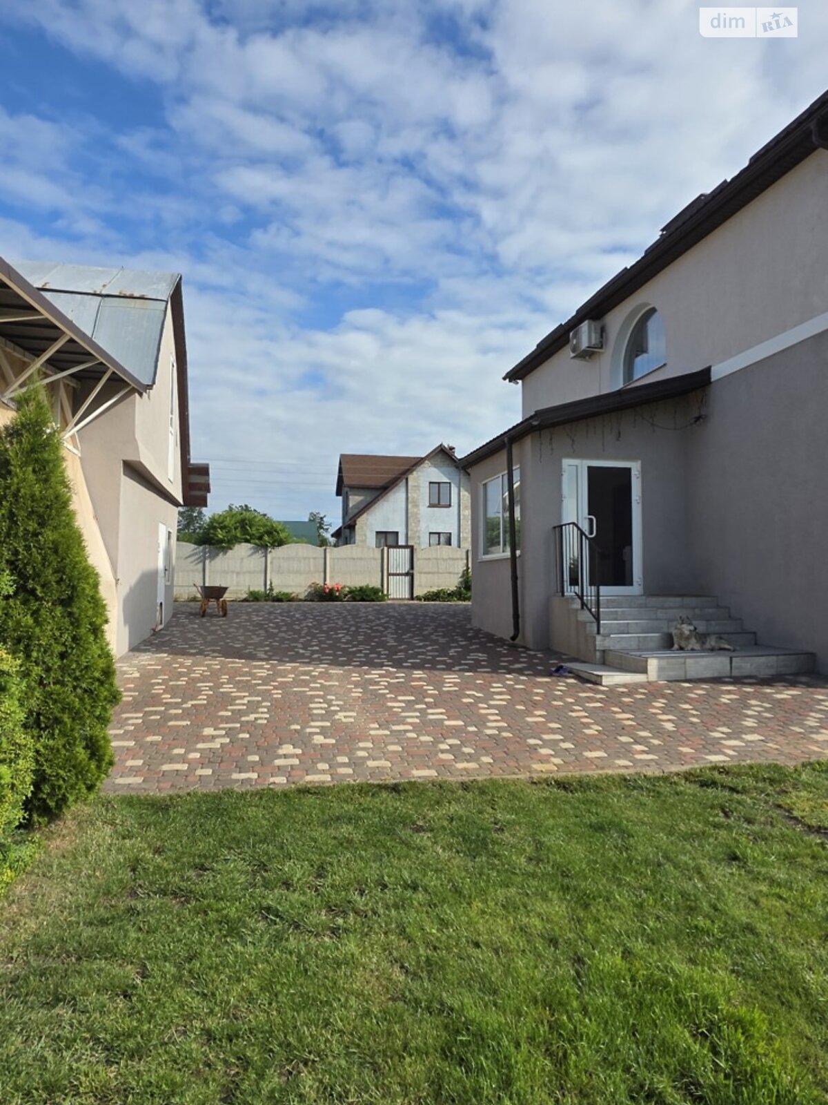 двоповерховий будинок з верандою, 181.6 кв. м, цегла. Продаж у Рогані фото 1