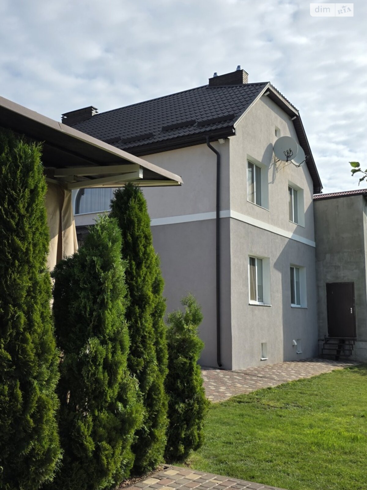 двоповерховий будинок з верандою, 181.6 кв. м, цегла. Продаж у Рогані фото 1